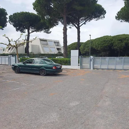 Motte Pour 5 Personnes Maximum La Grande Motte
