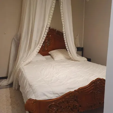 Motte Pour 5 Personnes Maximum *