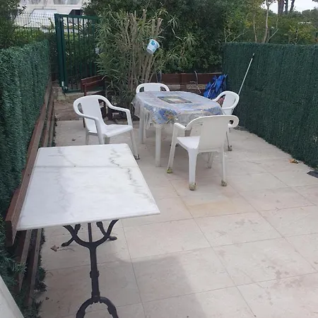 Motte Pour 5 Personnes Maximum