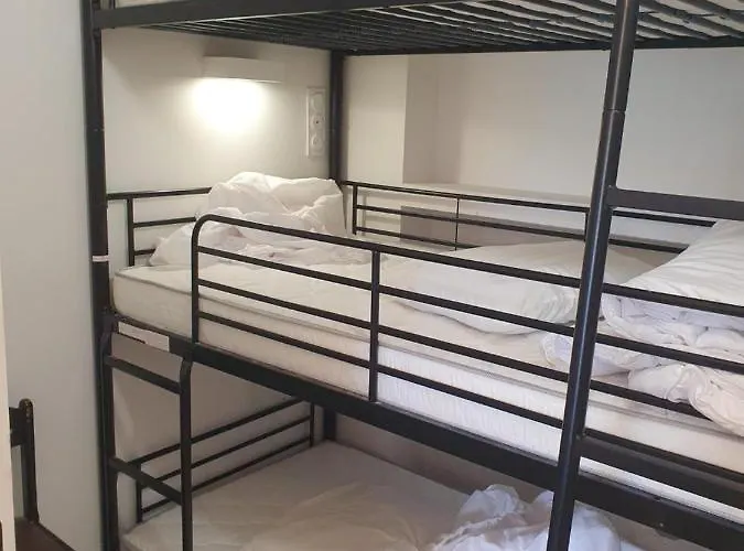 Motte Pour 5 Personnes Maximum